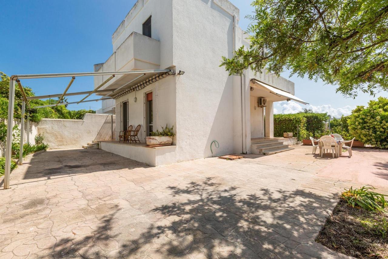 Residence Mare Azzurro Porto Cesareo Exterior photo